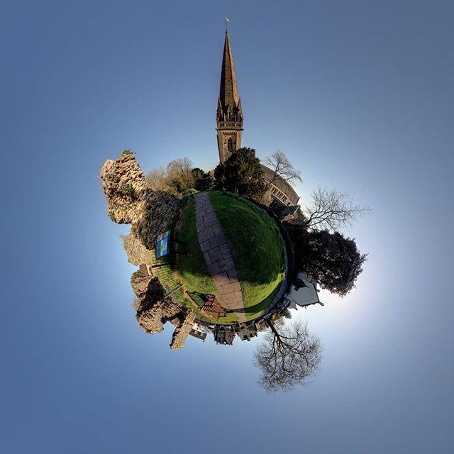 Another little Llandaff cathedral planet, just because : )
.
.
#llandaffcathedral #360 #littleplanet #lifein360 #tinyplanet #360photography #tinyplanets #cardiff #360° #panoramicphotography #dslr bit.ly/2OVdMTQ