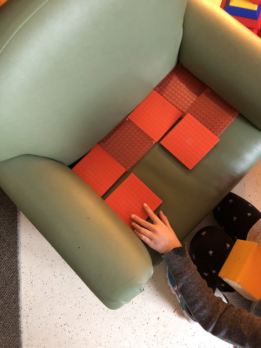ms_dinsmore's tweet photo. Exploring #area using different math manipulatives! Students are practicing the rules of measurement and working together to compare surfaces around the room. #kindergarten https://t.co/aRSwuHRaXE