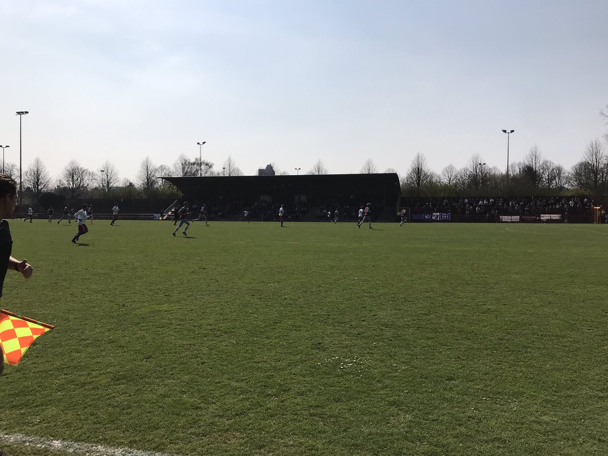 HSVYoungTalents's tweet photo. 65‘ ⏱ Wir sagen #Danke an 350 Zuschauer*innen an der WMA! 😍👏🏼
__
#HSVSCW 3:0
#nurderHSV
#HSVYoungTalents https://t.co/2WatBcgGCk