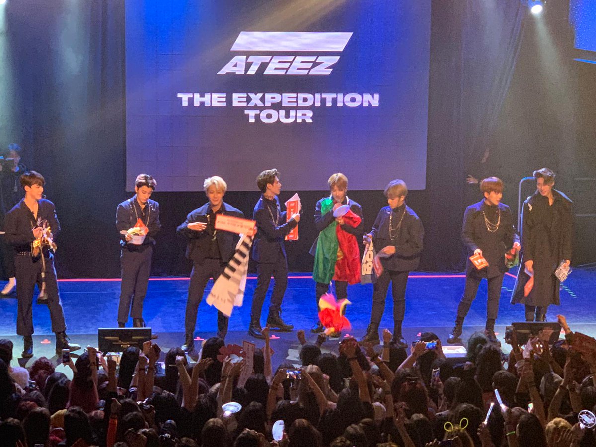 2005_antunes's tweet photo. #ATEEZinLisbon OMG ainda não acreditoooo❣️💕🇵🇹 https://t.co/u0Une31lTG