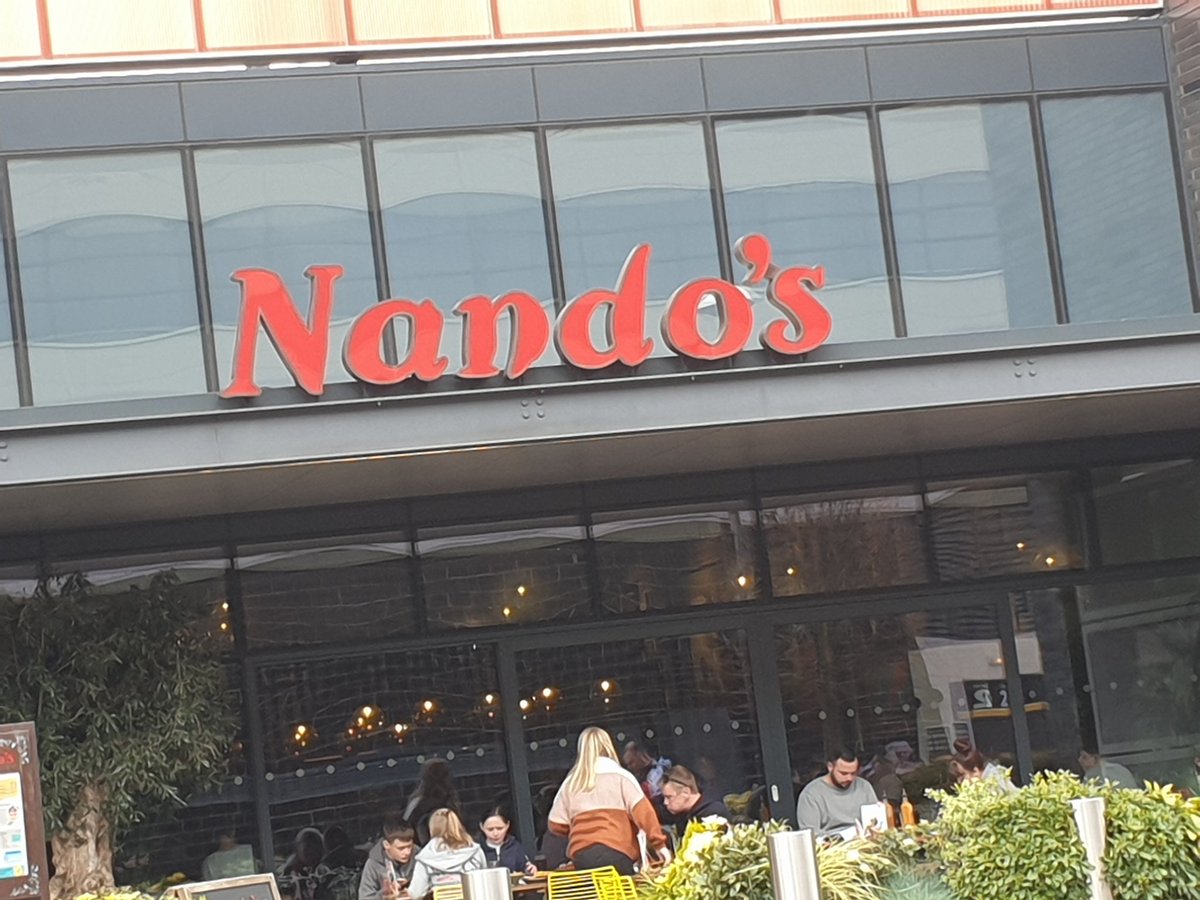 CraigHarper19's tweet image. When in Milton Keynes.... #ImpsAsOne #clappergate