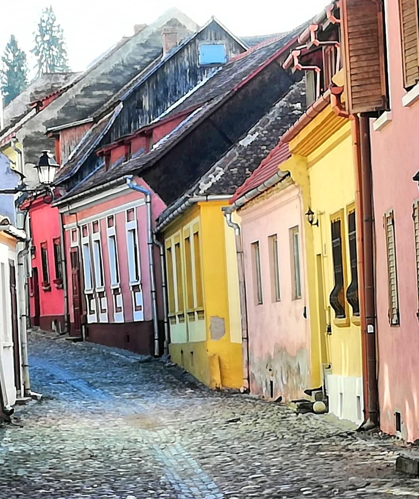 VagaBobTravel's tweet photo. Sighisoara - the longest continuously (fully) occupied Medieval Citadel in Europe
#sighisoara #sighisoaracitadel #revisit #transylvania #romania #medievalcitadel #authenticallyintact #livingculturalheritage #saxons #siebenbürgen #unescoheritage
#explorediscoverexperience #travel https://t.co/OogXhMNDIA