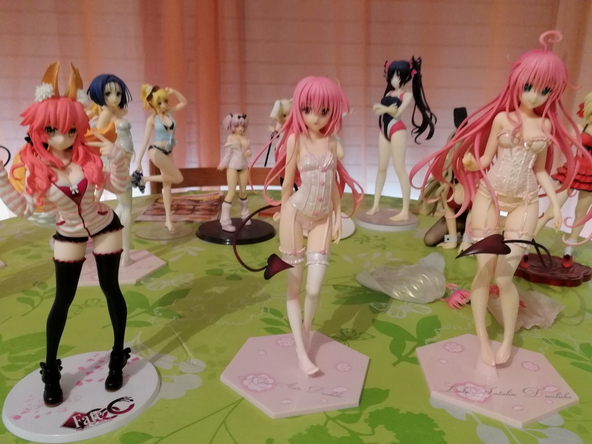 Nsgarrigue's tweet photo. yay !! my new waifus are arrived from Akiba 😍#moethings
Je suis revenu à #Akihabara et revenu avec Lala, Nana de #ToLoveる  et Tamamo de #FateEX_LE
cette première trouvée, m'implorant au @mandarake, les deux autres à 
@amiami_figure  #ColisdeslecteursMoePop. le budget a mangé😅 https://t.co/PhA5fT69ss