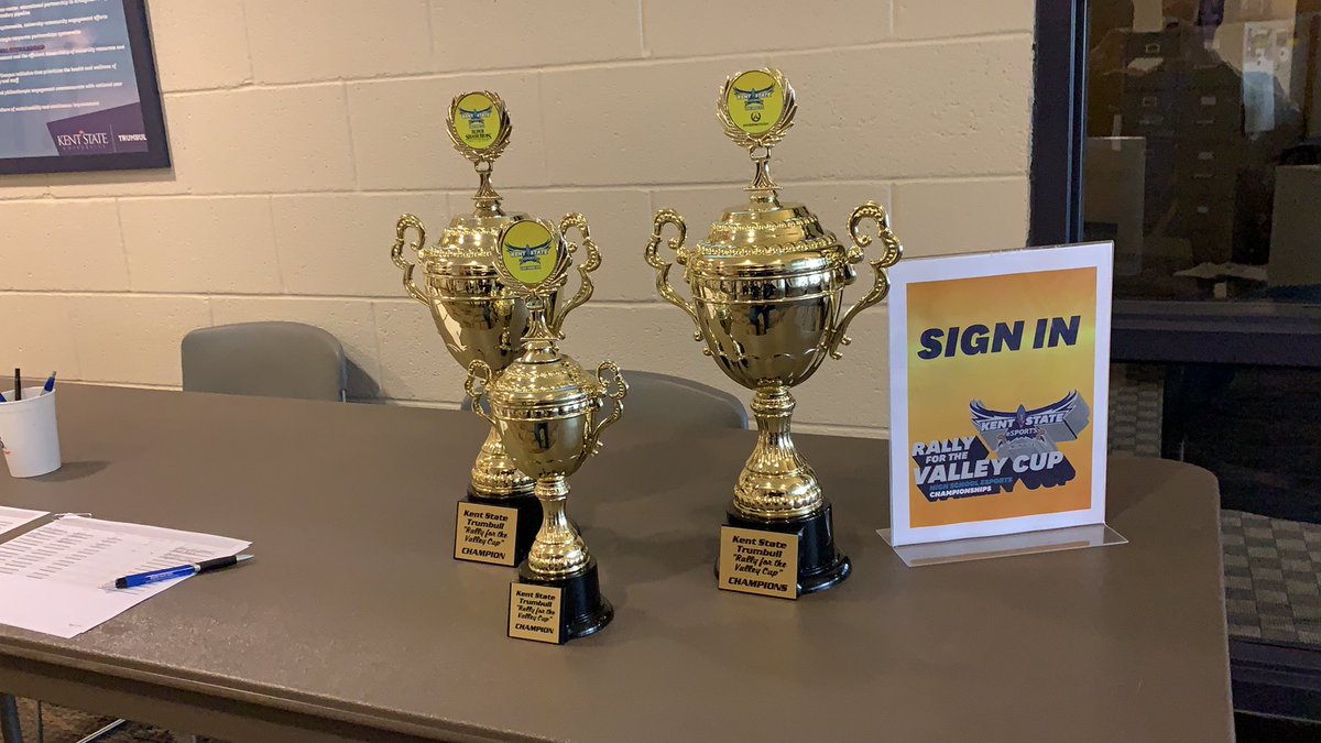 KentEsports's tweet photo. It’s not to late to take the Championship Cups home today!  Sign up ends at 10 https://t.co/hLLYG4M37Q