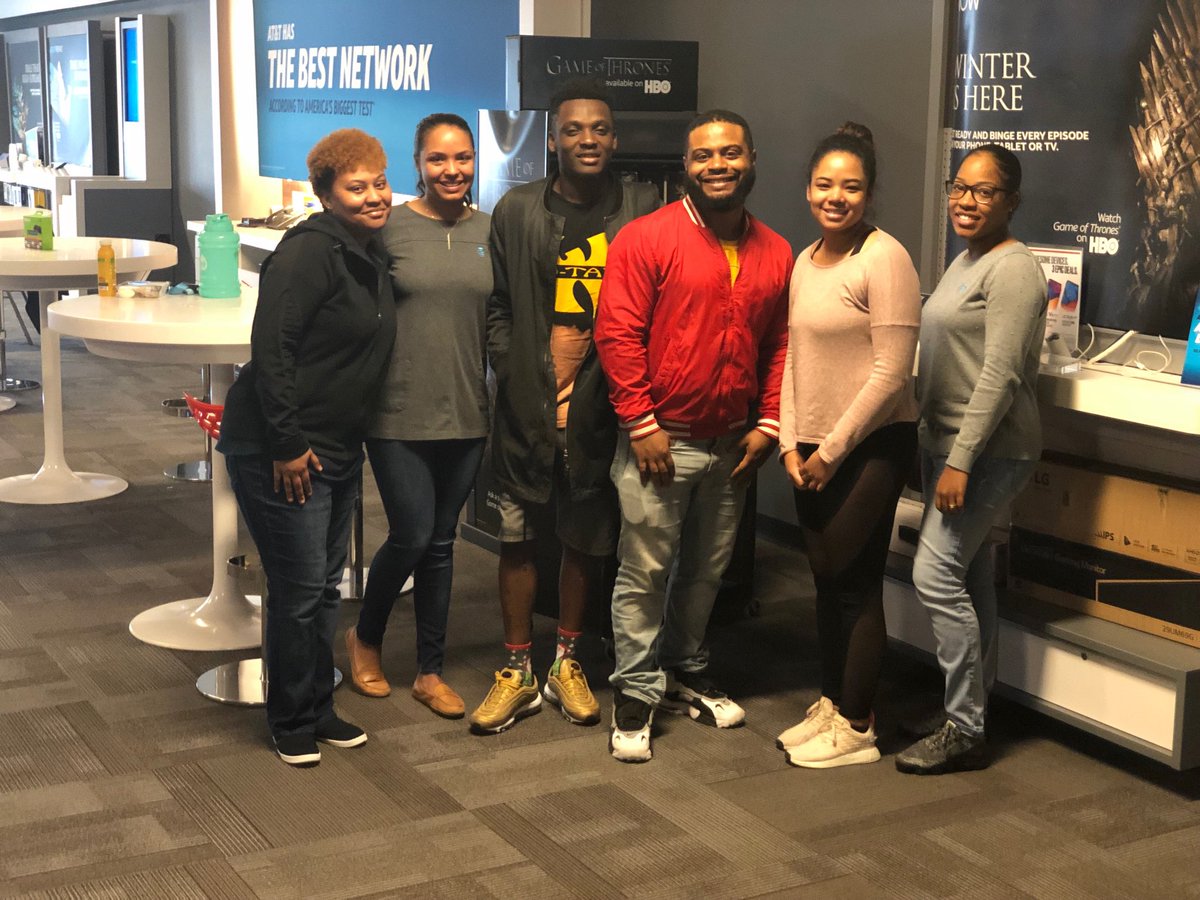 BrandieNicole28's tweet photo. Morning meeting at Norfolk4Square! Donโt forget your Starbucks and hustle when you come here! Letโs get it Q2! #Mountup #Regulators #BeachDrip โฆ@takeoverlynnโฉ โฆ@RGordon_757โฉ โฆ@jd4180โฉ โฆ@404girlโฉ https://t.co/P6gUWyV2tC