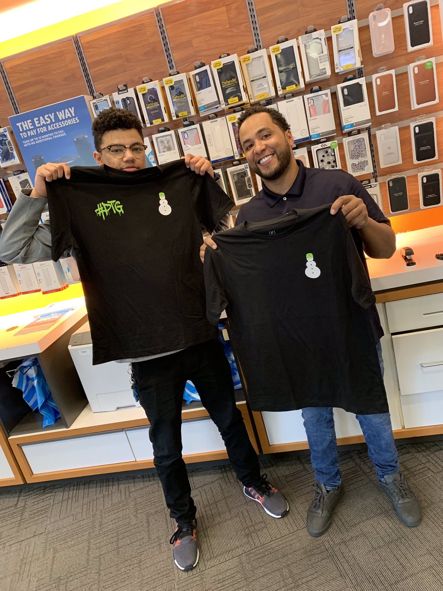 #PTG #OTS 🔥 Only the Snow gear provided by the one and only <a href="/JSwilliams104/">Jess Lee</a>!!! #teamgear #weallwegot coming soon!!! Thanks KOBE #parttimegang <a href="/JSwilliams104/">Jess Lee</a> 🔥🔥🙏🏾🚨 <a href="/jd4180/">John Denning</a> <a href="/RGordon_757/">Roger Gordon</a> <a href="/404girl/">Betsy Francis</a> @JonRberts <a href="/Derozette1/">Derozette</a> @tdaniels96