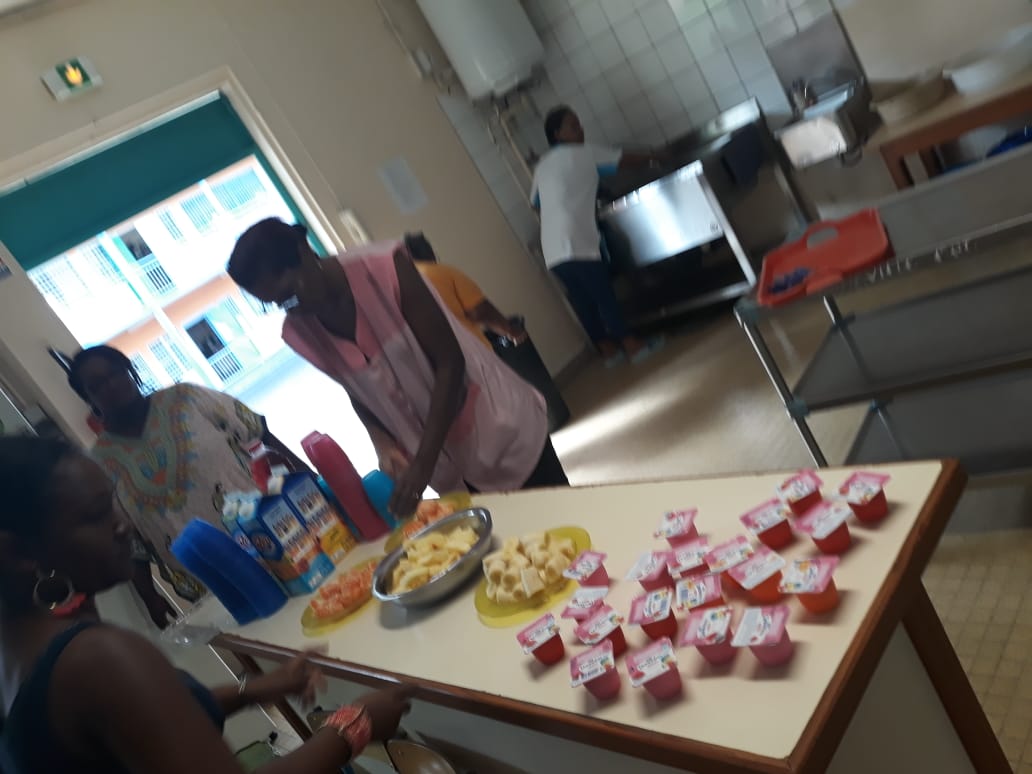 GeorgesSteph2's tweet photo. #9720161T #RDVNum19 #semmat972 Action PE/Atsem autour du petit dejeuner @CircoFdF1 https://t.co/DqbioFDxpw