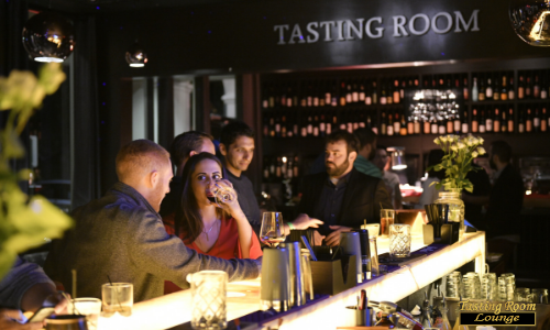 TastingRoomOrl's tweet photo. Ready for some cozy corners, great company, #cocktails and good conversations?  We are!  We'll see you tonight #DrPhillips! https://t.co/BnZ7qRjleN