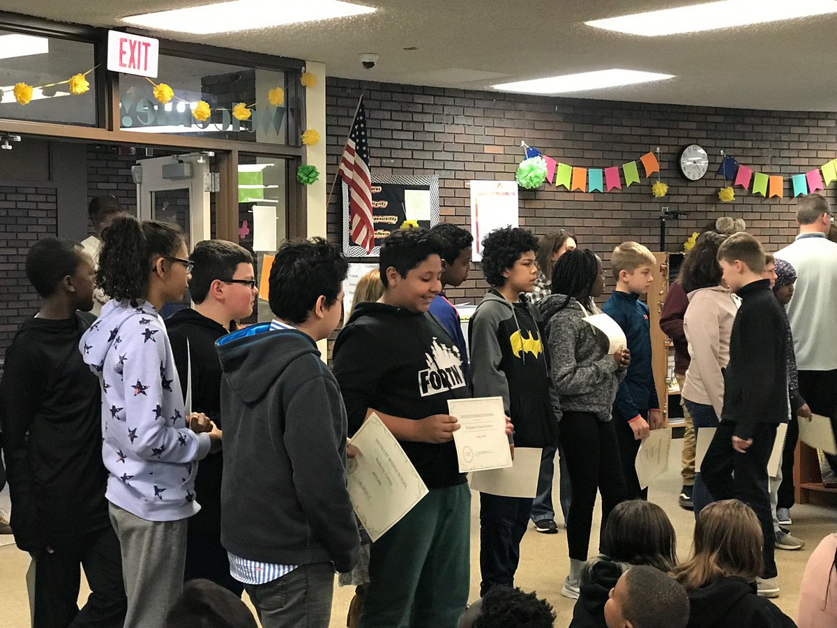 JoyKamano's tweet photo. Some of our awesome VIP’s at the 6th grade award assembly!
#one91 #wearenicollet https://t.co/LvuS4UX4zL