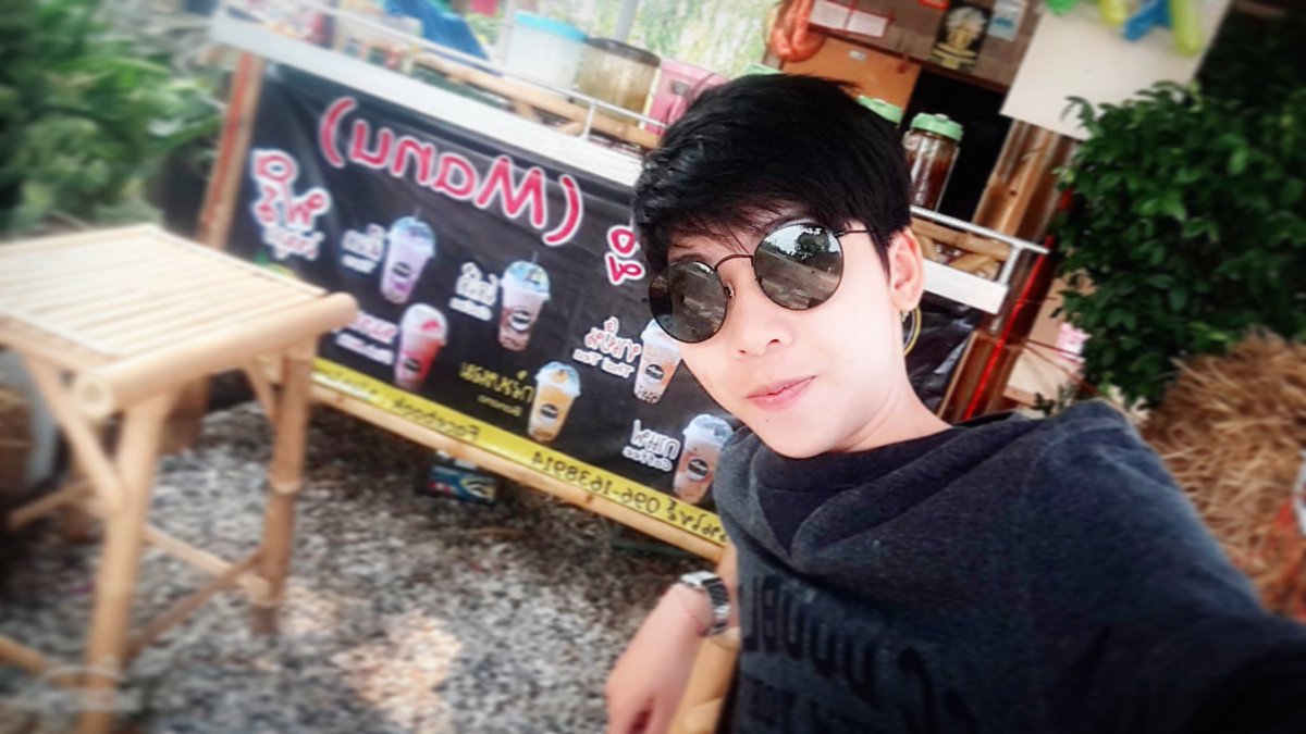l_yuvadee's tweet photo. หน้าตาไม่หรู คุณหนูเลยไม่มอง😀😉😄😕😒😝😜😛 https://t.co/LJyOJRoej3