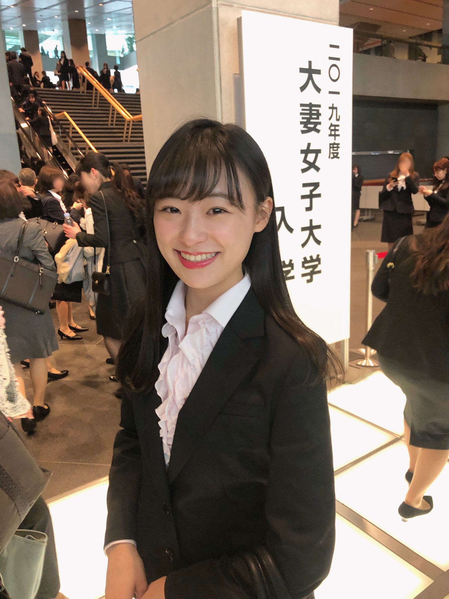 者 はしご 鮫 大学 入学 式 スーツ 女子 19 無礼に 反対する 包帯