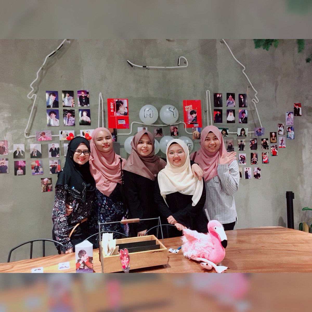 nuna_J_K's tweet photo. TQ #MYSopeOpera organizer, good job 4 da event.. it mend my heart for not attending concert today..🤧
TQ also for fellow army tht keep me company today, nice chit chat story with yalls @AeoJoonie @myra_clon @Vkookra @naddymin @_arrayasmine_ @didiphantom_ Tq for the freebies too https://t.co/Ng7lQ3h8SY