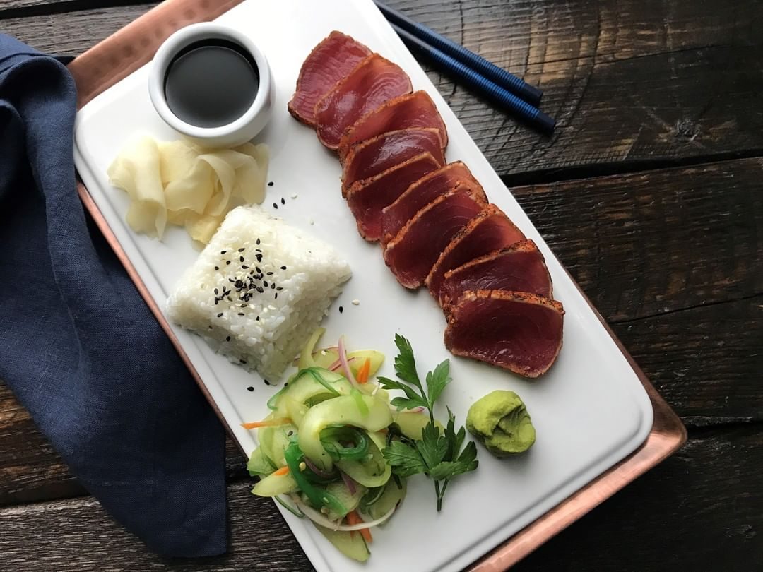FaneuilHall's tweet image. Say yes to our Seared Ahi Tuna. . . . . . #Ahituna #mcandschmicks #searedahituna #tuna #ahi dlvr.it/R2HjCC #McCormickSchmicks #FaneuilHall