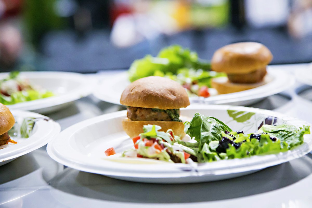 OntPorkCongress's tweet photo. You'll never go hungry at the Ontario Pork Congress. Join us to see what will be on the menu this year!

The 2019 OPC is June 19-20 at the Stratford Rotary Complex in #StratfordON

#OPC #OntarioPork #KindofaPigDeal https://t.co/rITJenaFL1 https://t.co/XeIJKhpHVu
