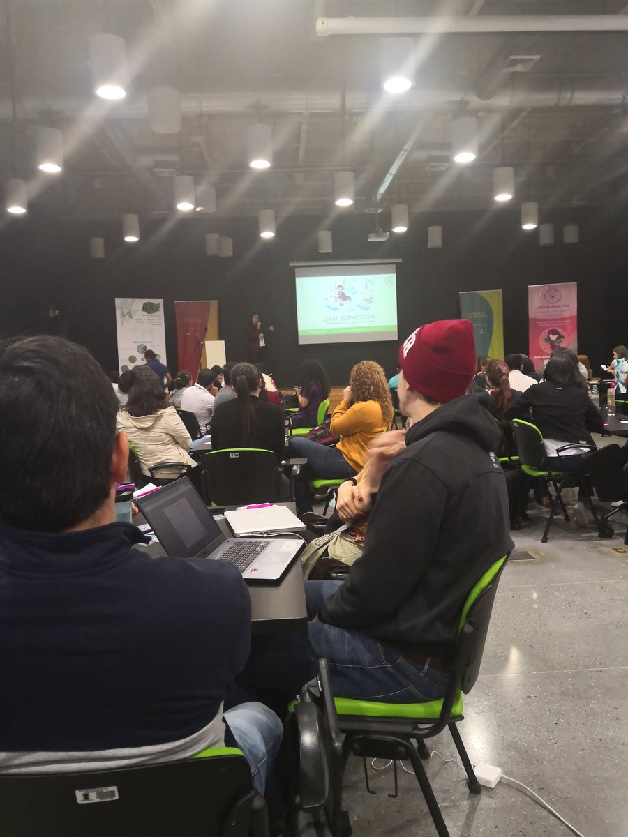 mtesillo's tweet image. #datasciencefem
#WiDS2019 #widscolombia #standfor