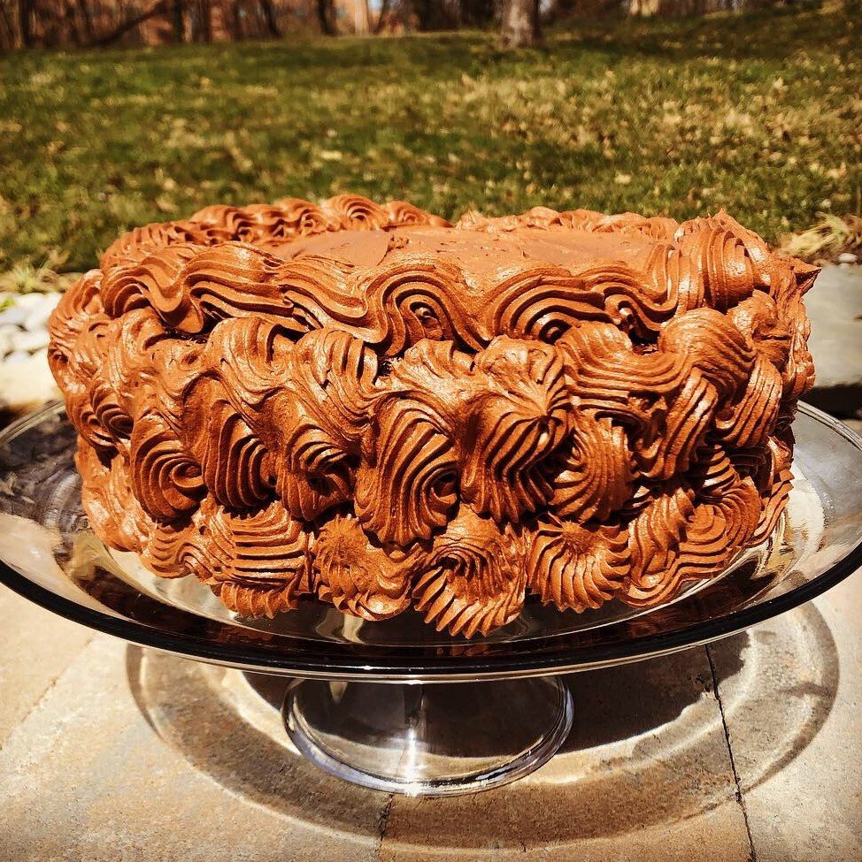 PieAndPasta's tweet photo. [My] World's Best Chocolate Cake with Chocolate Frosting. Welcome to my world ... it is delicious. https://t.co/Xo1aYWYpqH https://t.co/noTQjEAdRl