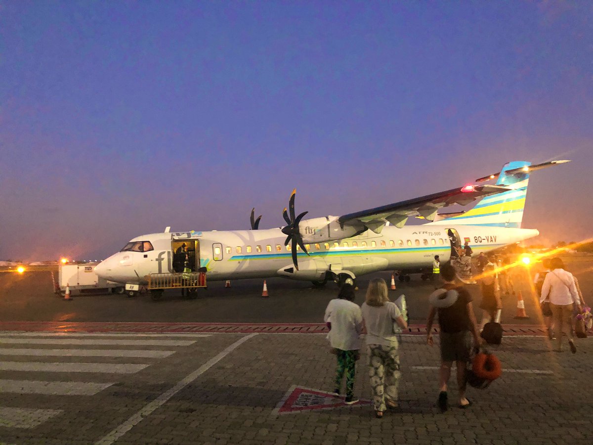 djgmaldives's tweet photo. Late departure on a Saturday @VillaAir_Flyme #Gigday @dhigufaru #saturdayVibes #Rahguda #Back2work https://t.co/McHlThtsPE
