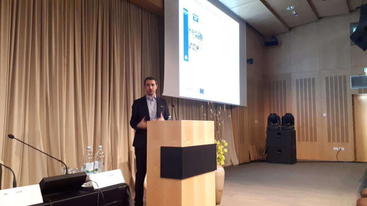 micheclb's tweet photo. Second presentation of the day at the Croatian congress on #pharmacy, this time on #DigitalHealthLiteracy and the @ICHealthEU project. Also had the pleasure to mention the @healthparl rececly launched recommendations as an example of policy action on the issue of #healthliteracy! https://t.co/paspIC3zzj