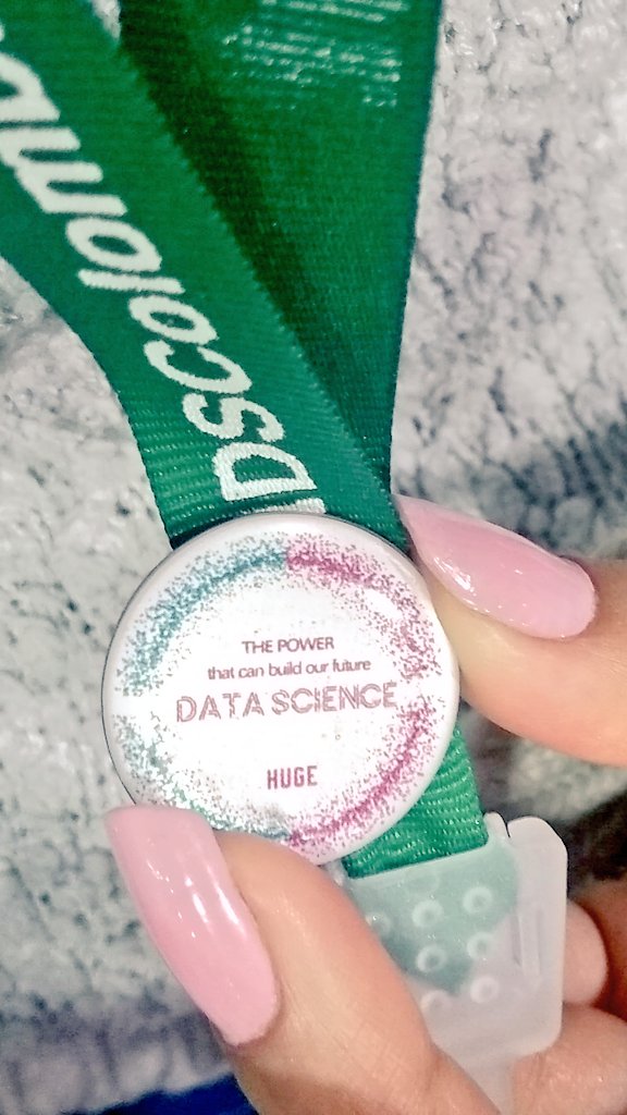 AnaM115's tweet image. Optimizar!!! 
@WiDS_Conference 
@DataCamp 
@WWCodeMedellin 
@ThePSF 
#WIDS2019  #WiDSMedellín #DataScienceFem #DataCamp