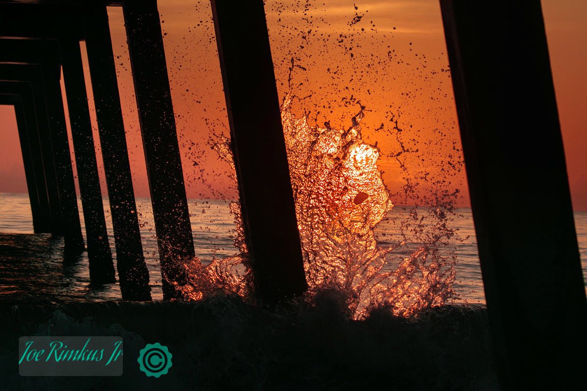 joejrpix's tweet photo. #oceansplash #wave #Saturday #verobeach #firstlight @wpbf_sandra @CanonUSAimaging https://t.co/lyBjX4tNaI