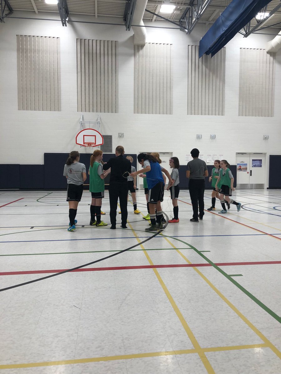 Team building with the 2007 girls and Coach Donna.