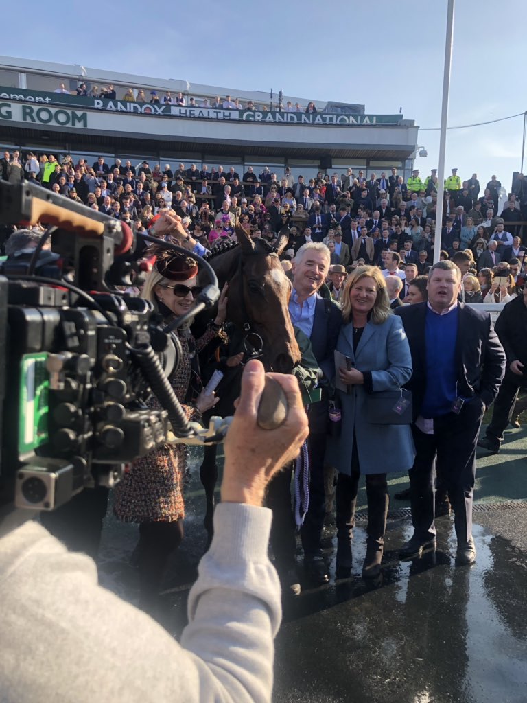 WillHillRacing's tweet photo. 🐎2019 #GrandNational 🐎

🏆 Tiger Roll 4/1
🥈Magic Of Light 66/1
🥉Rathvinden 8/1
4️⃣Walk In The Mill 25/1
5️⃣Anibale Fly
6️⃣One For Arthur

A huge congratulations to Gordon Elliott, Davy Russell and Gigginstown

What a horse Tiger Roll is back to back National wins

#NationalReady https://t.co/r3xLvTik2d