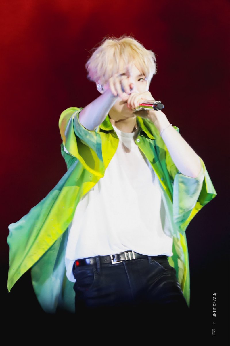 daegu_line's tweet photo. 190406 🇹🇭 HD

#SUGA #슈가
#민윤기 #BTS
#방탄소년단 
@BTS_twt https://t.co/Ig4KoMxEeJ