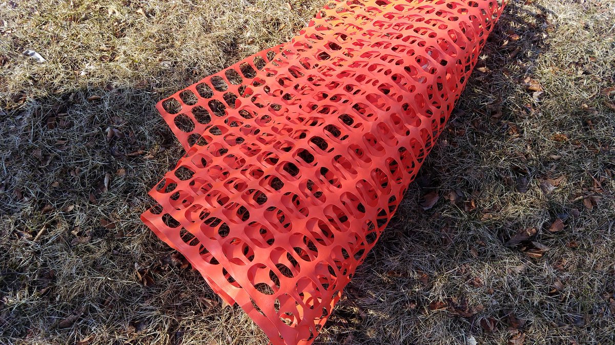 Red_River_ELC's tweet photo. Discovering amazing loose parts for outdoor play. #BetweenBubbleWrapandChainsaws #ELCCConference2019 Learning about @OpalSchool ❤️🌼 https://t.co/kC97W0WKR4