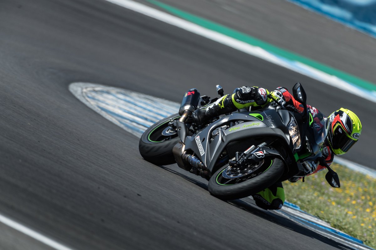 Rei Twitterissa ちょ見て めっちゃかっこよくない やっぱり好きなバイクに乗るとアガる Bridgestone ブリヂストン S22 Kawasaki カワサキ Zx10r Alpinestars アルパインスターズ Arai アライ Jerez ヘレス Reivlog Youtube T Co 8tszvwkvs8 Rei Twitterissa ちょ見て めっちゃかっこよくない やっぱり好きなバイクに乗るとアガる Bridgestone ブリヂストン S22 Kawasaki カワサキ Zx10r Alpinestars アルパインスターズ Arai アライ Jerez ヘレス Reivlog Youtube T Co 8tszvwkvs8