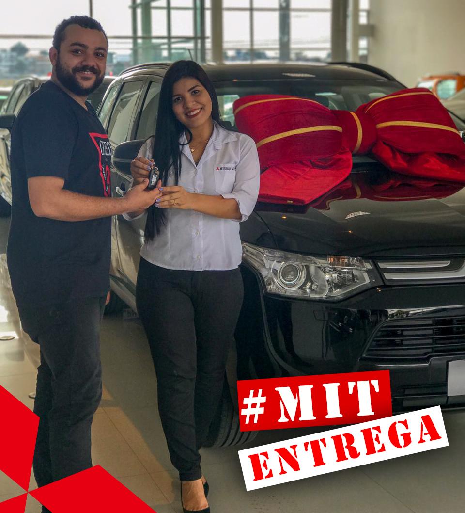 MitManaus's tweet photo. Jorge deu uma passada na #MIT e já saiu de carro novo! 👏 Parabéns Jorge, aproveite seu OUTLANDER GT com família e amigos. mit #mitdrive #mitsubishimanaus #topdelinha
Fale com um consultor 📲(92)99152-1000 https://t.co/7kuR3JROyy