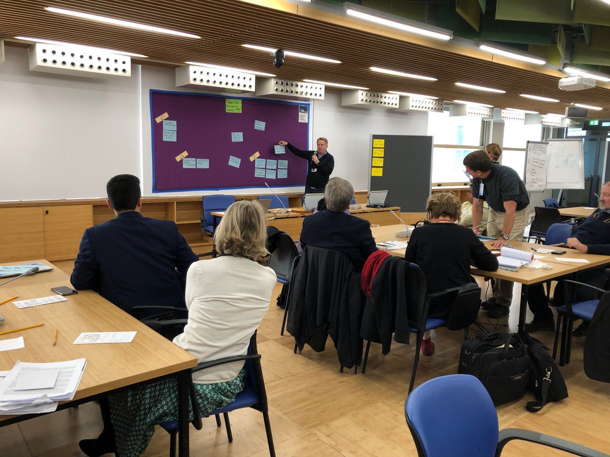 Plants_EFSA's tweet photo. #DoingNow: Thinking and brainstorming on #IYPH @FAO worldwide experts are exchanging ideas on how organize and celebrate the International Year of Plant Health https://t.co/ox4GC9Sn18