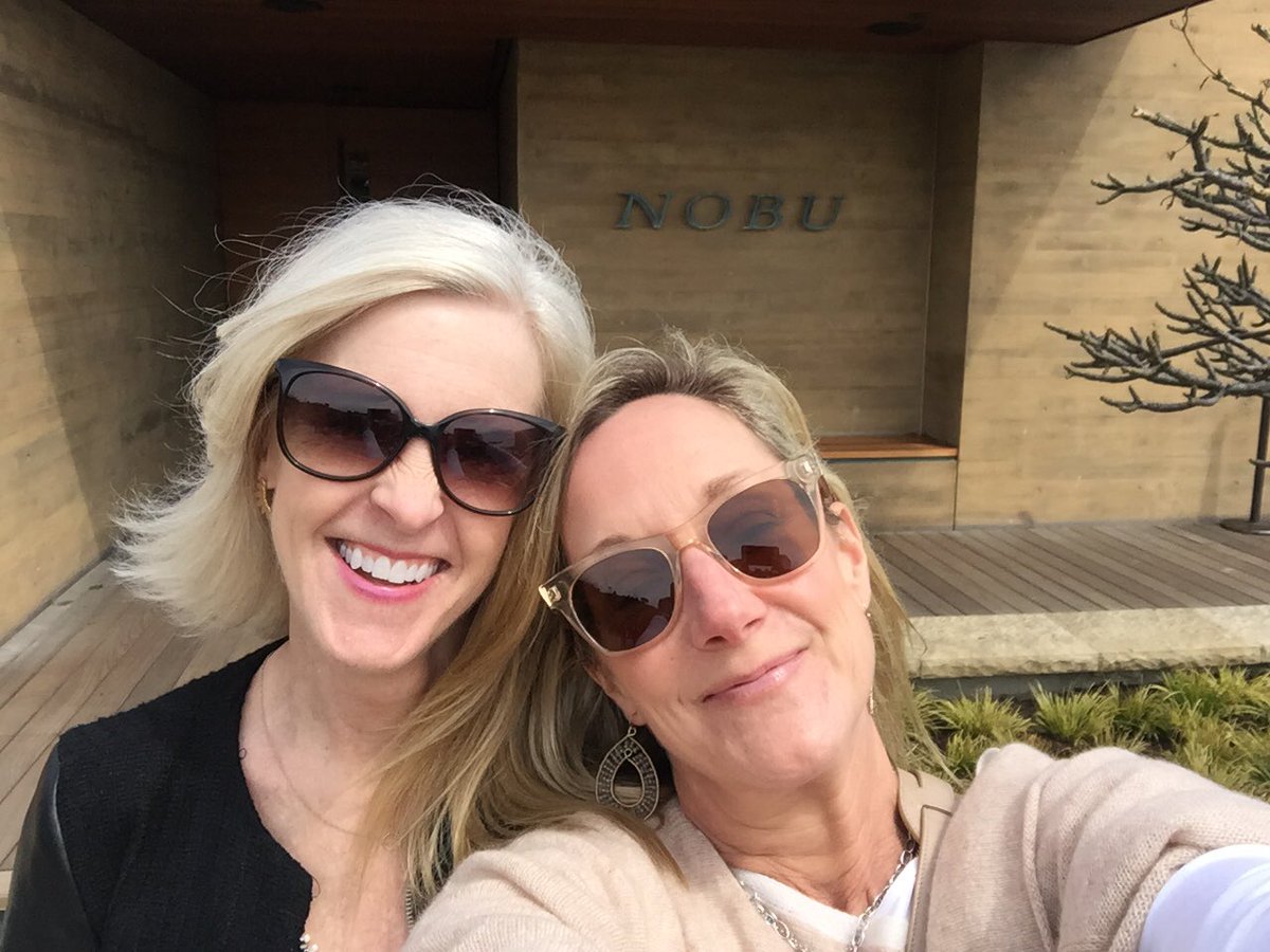 Lunching with the locals 💕🎉 

#nobu #oceanviews #sushi #goodvibes #sundazed