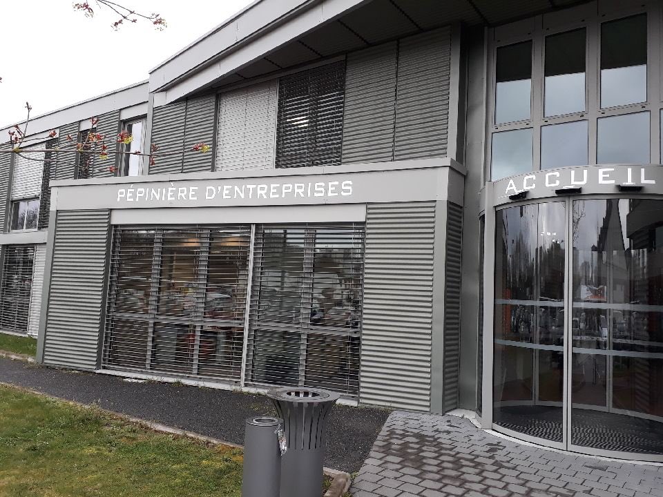 cmqpmica's tweet photo. 👉 70 #lycéens et #étudiants 👏👏👏 du @cmqpmica ont participé à une Journée Innov’ @epagrandest avec le #Fonderie #ROLLINGER 👍 #création #action #entreprenariat @aitrene @lyceebazin @universitereims @PoleFormationCA @regiongrandest @academie_reims @soreinert @CardieReims https://t.co/M4ZqE318a8