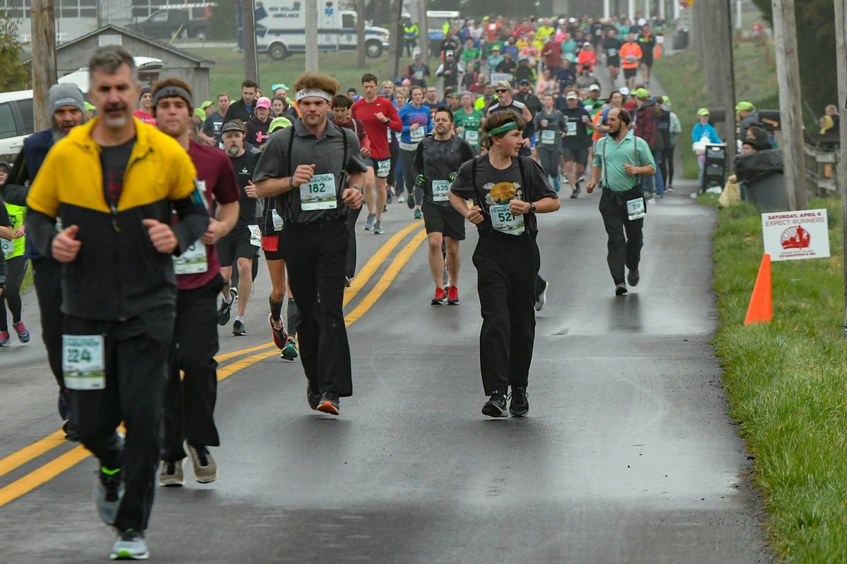 Bob_Devonshire's tweet photo. Photos from the Garden Spot Village 1/2 Marathon &amp; 10K race this morning.  Check @LancasterOnline for a gallery of photos. @LancasterSports #HalfMarathon #10K #race #sports #running #runner #gardenspotvillage #newholland #lancastercounty #roadapples #dontstepinit https://t.co/pVtmSqjXUD