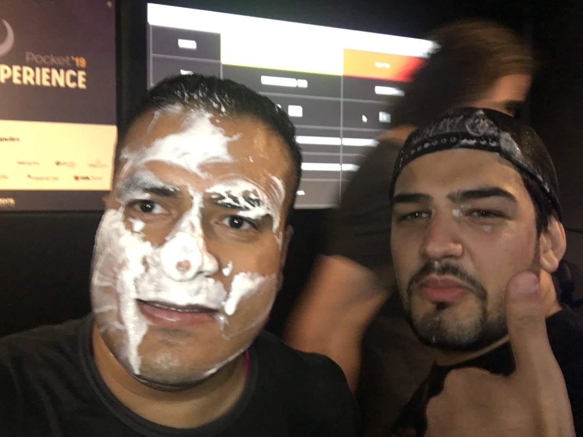 marcelgsantos's tweet image. Eu após ter tomado uma tortada do @carusogabriel no &apos;PHPassa ou RePHPassa Dev&apos; no #PhpExperience no @iMasters. #php #phpsp #PHPX2019