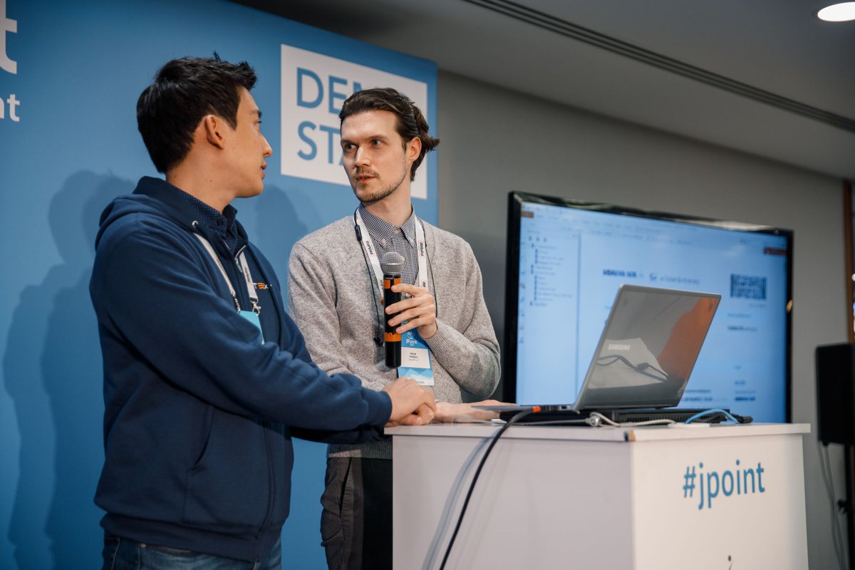 JUGru's tweet image. #jpoint Егор Трисеев из #itext кратко представил аудитории основной продукт и компанию. Рассказал об использовании продуктов iText.