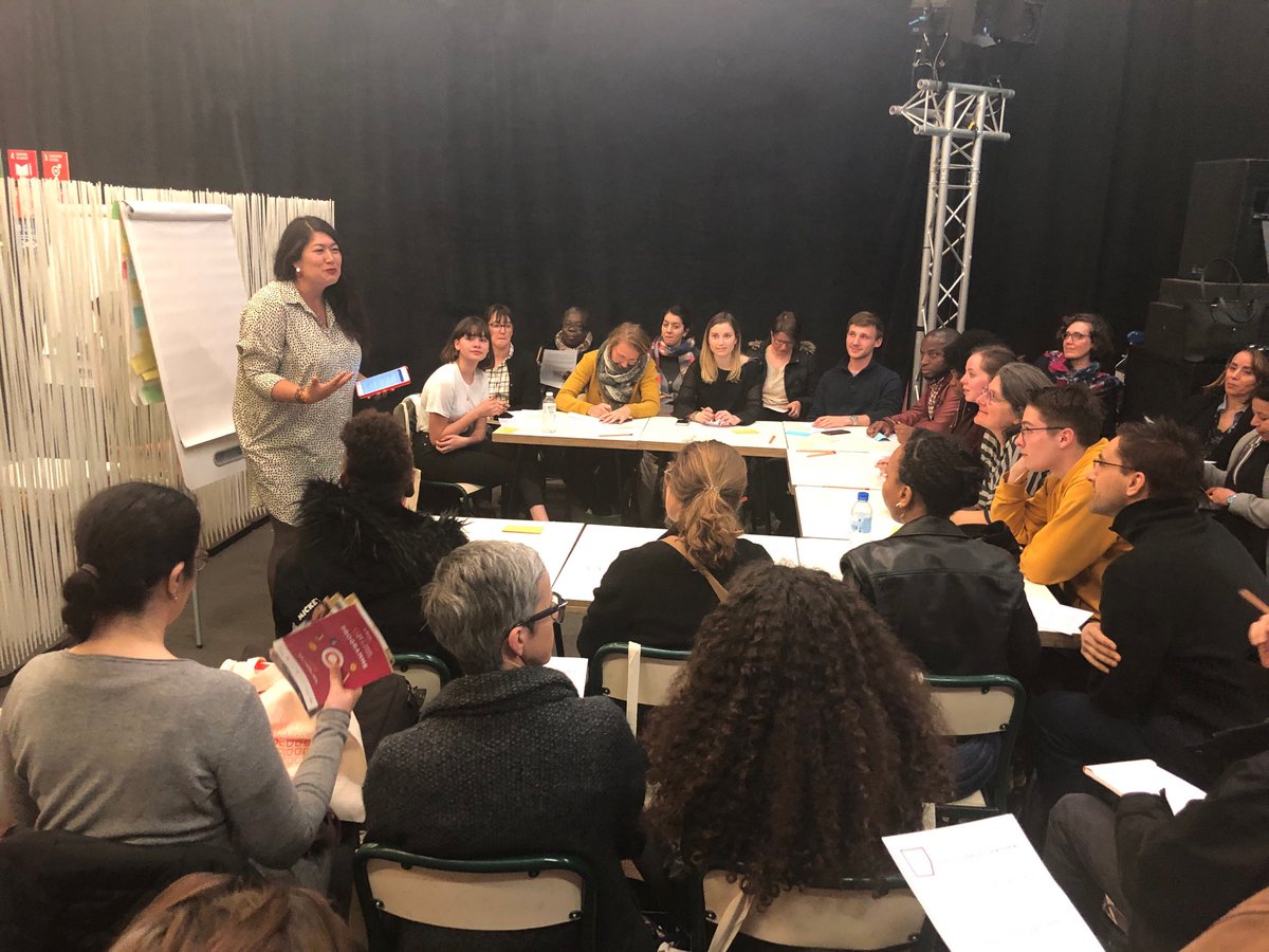 4ème session et toujours autant de monde sur #atelier #design #thinking animé par ⁦<a href="/vanessafarnot/">Vanessa Farnot</a>⁩ ⁦<a href="/lemonde_campus/">Le Monde Campus</a>⁩ ⁦<a href="/MarineTitoff/">Marine Titoff</a>⁩ ⁦<a href="/Agnes_Nicolas/">Agnès Nicolas Ifker</a>⁩ ⁦<a href="/ConstanceGrison/">Constance Grison</a>⁩ <a href="/MantiaTraore/">Mantia Traoré</a>⁩ 
Nous vous donnons RDV #JPO le 13/14 avril ⁦<a href="/EcoleLISAA/">LISAA</a>⁩