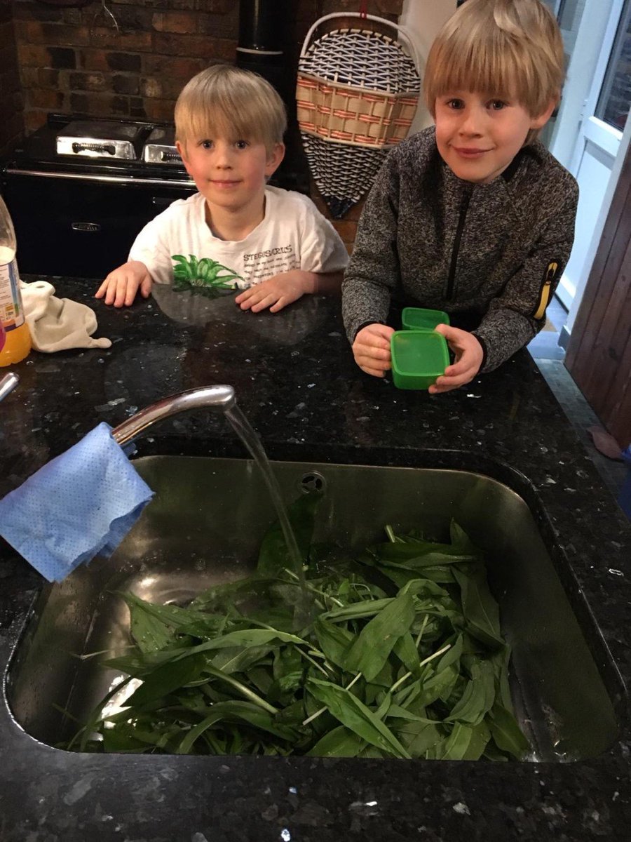 April news from the Castle Kitchen. thecastlekitchen.co.uk/april-in-the-c…