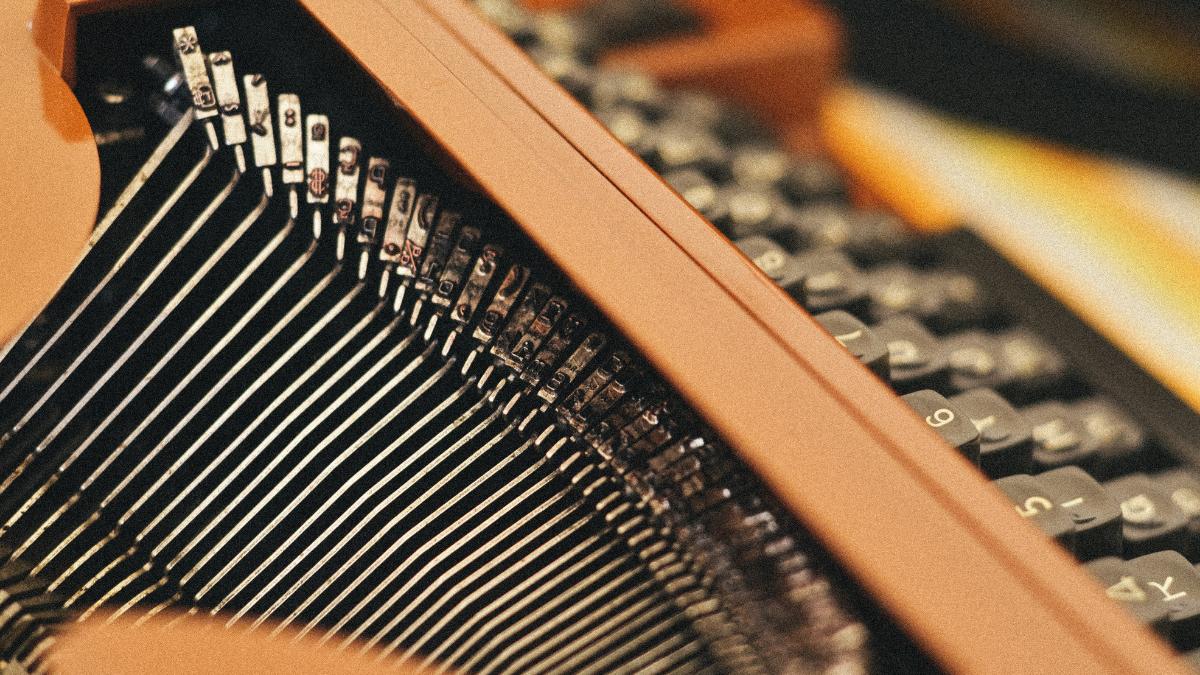 Do you have questions about our consultation around registration, CPD and course approval? Phil Hallam, Executive Director of Registration and Quality Assurance, will be live on Twitter this Monday 8 April 5-6pm. Use #SocialWorkEngland to ask your question.