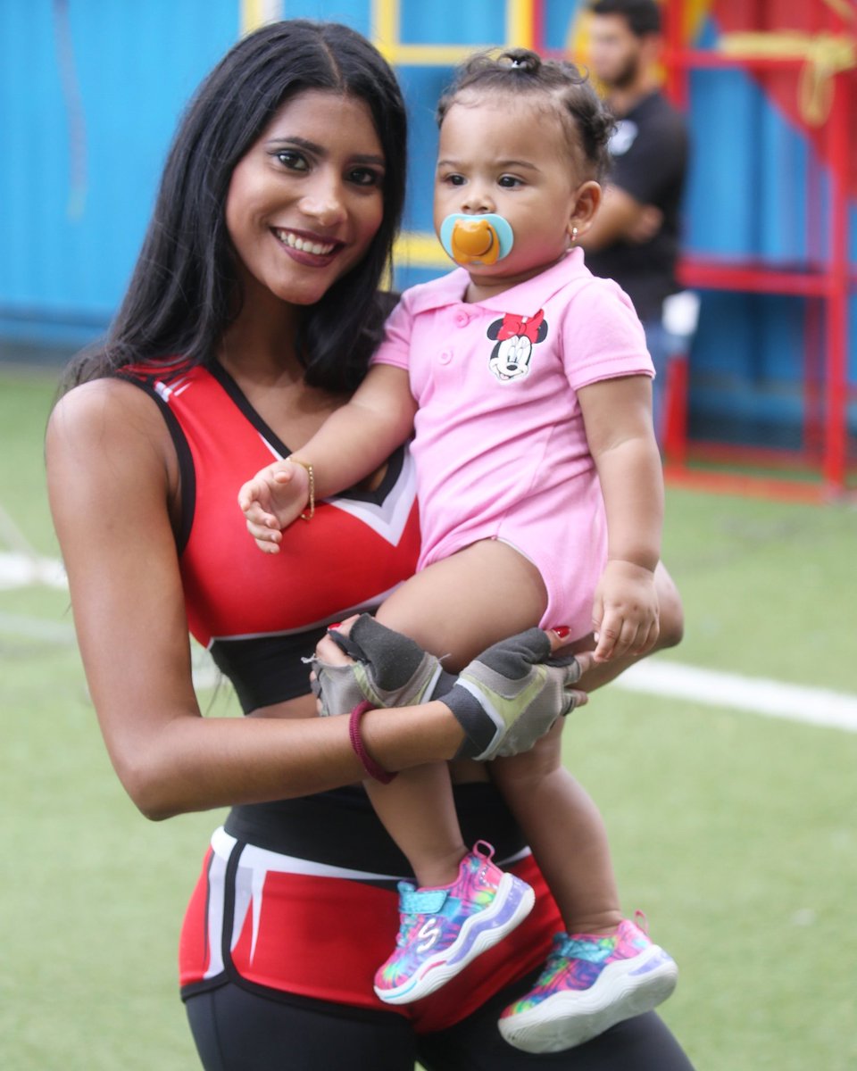 calle7panama's tweet photo. AquΓ vemos a @rosmaryc7pa practicando con #mayalissandra ππππππππππππ #WeekendC7pa practicando la prueba mal pensa@s π€£π€£π€£ https://t.co/IkwSACqPlk