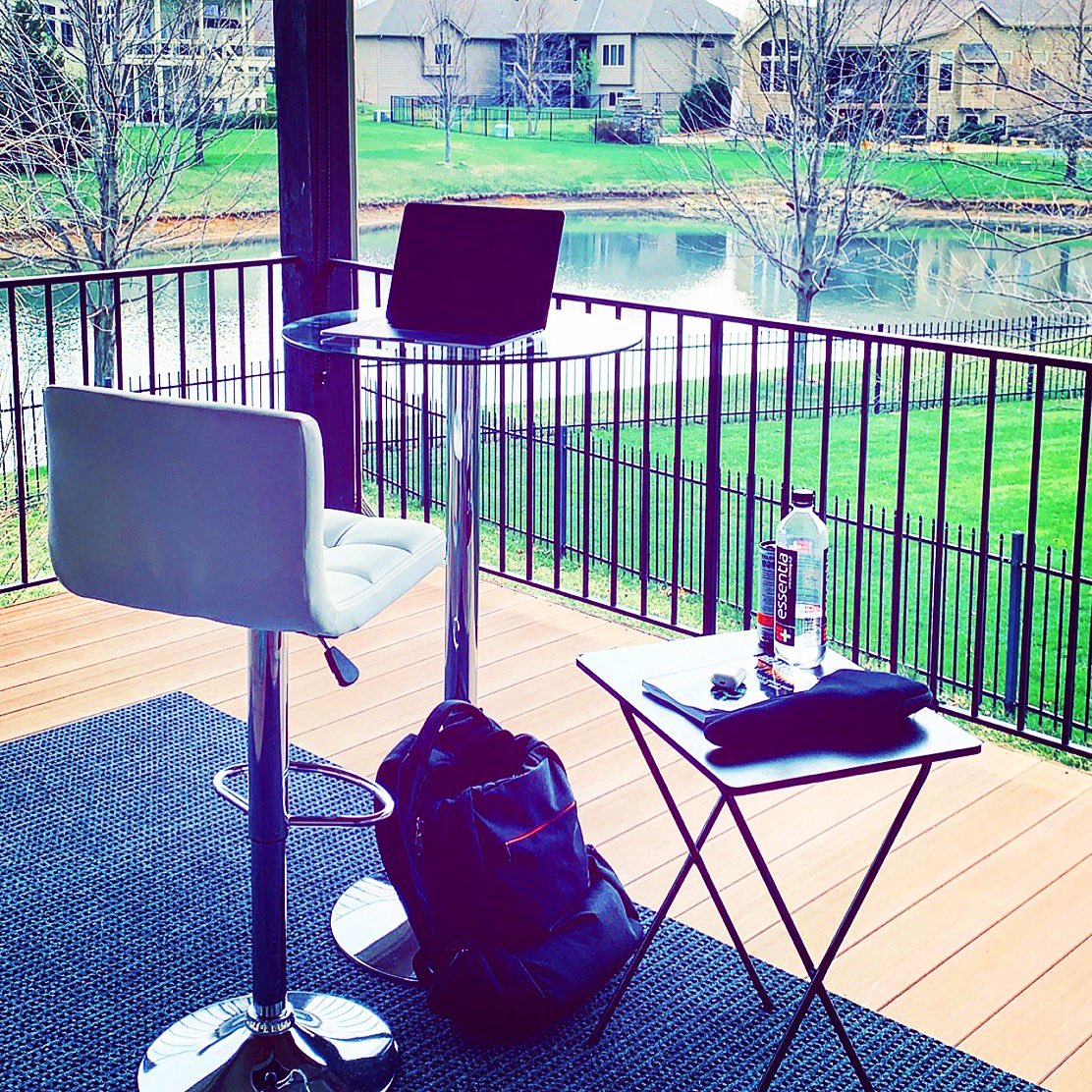 gowansmedia's tweet photo. Today’s #office...

—-
—-
Who else wants to crush it with #socialmediamarketing, #branding, Facebook #advertising? 

Free instant playing demo:
➡️ https://t.co/iqkCFGpS4k https://t.co/iVWMictsuq