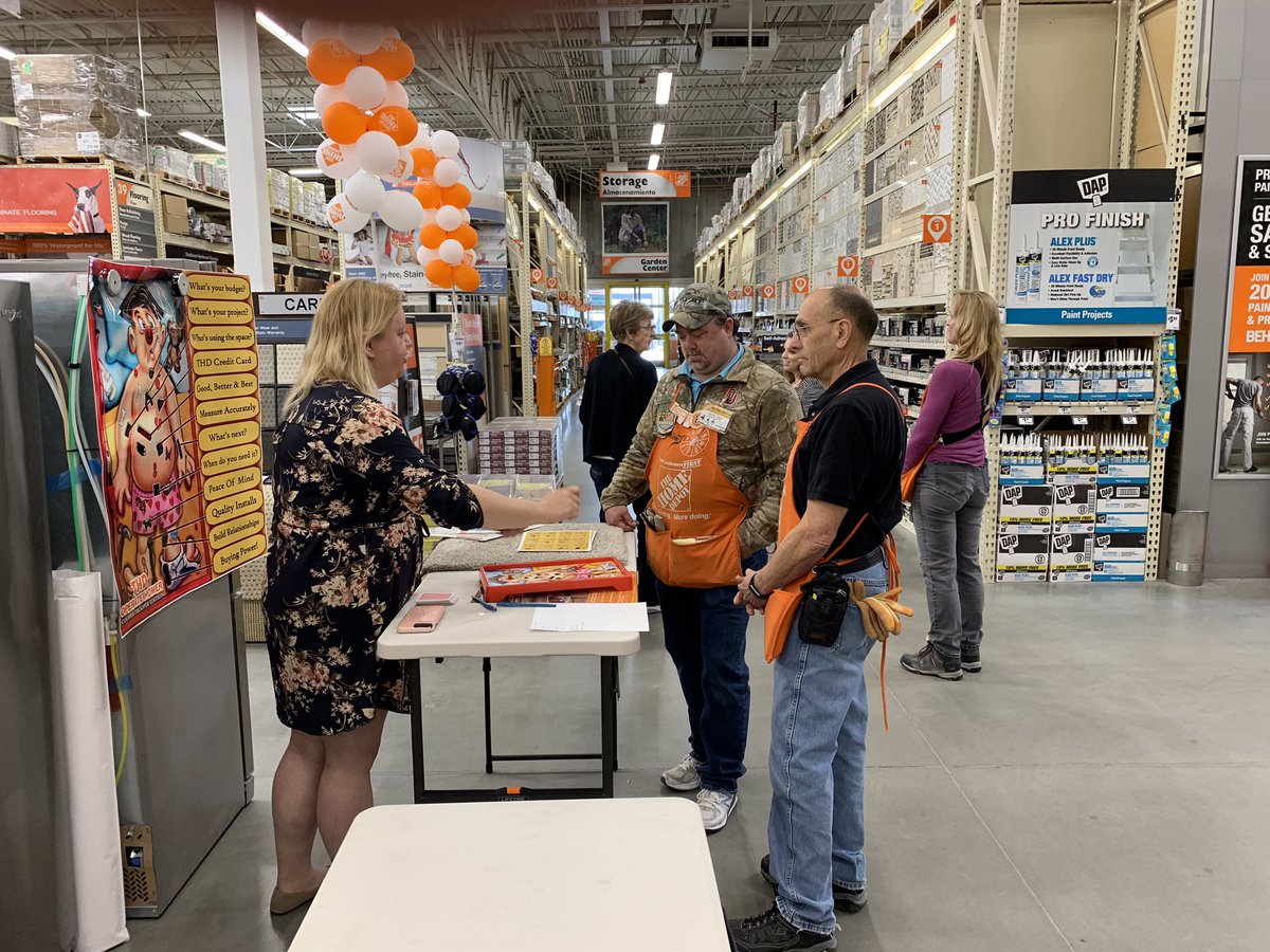 Operation roadshow 2221 Hays HD a success! Building sales skills to #TakeYoureShare23 <a href="/cooperinstalls/">Cooper Installations</a> <a href="/dkc3356/">David Clingan</a> <a href="/russ_brinkman/">Russ Brinkman</a> @bridwell10k
