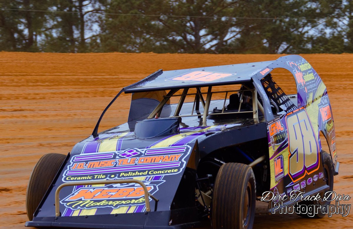 sword_racing98's tweet photo. It’s Race Day 🏁

📍 BrushCreek Motorsports 
🗓 April 16th , 2019
🕔  3:00 Hot-laps 
📱 Race Monitor
📸 @kitty_kitty60 https://t.co/yb1DEXJpd6