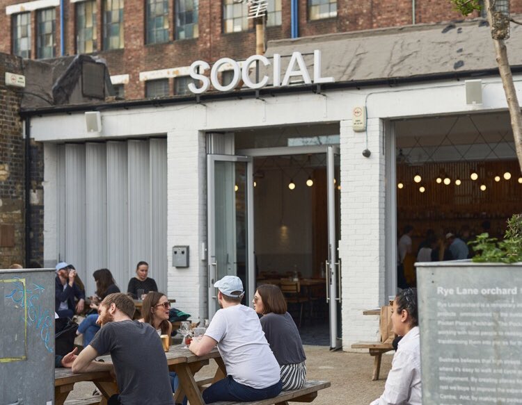 Come and enjoy the weekend with us <a href="/copelandsocial/">copelandsocial</a>. Great drinks and tasty goodies from @blackbirdbakerylondon. #copelandsocial