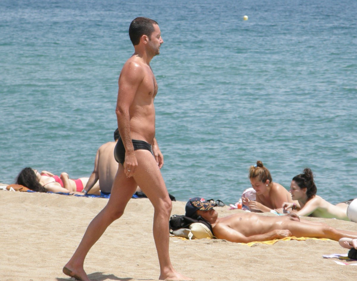 andrewcraig747's tweet photo. BARCELONA
#vpl #dickprint #bigballs #bulge #lycra #guysintightshorts #lycrashorts #guysinlycra #manmound #spandex @bulgespy #bulgespy #bulgespotter #bulgealert @escollection @aussieBum #Sitges @addicted_offic https://t.co/uS7tHqaspp