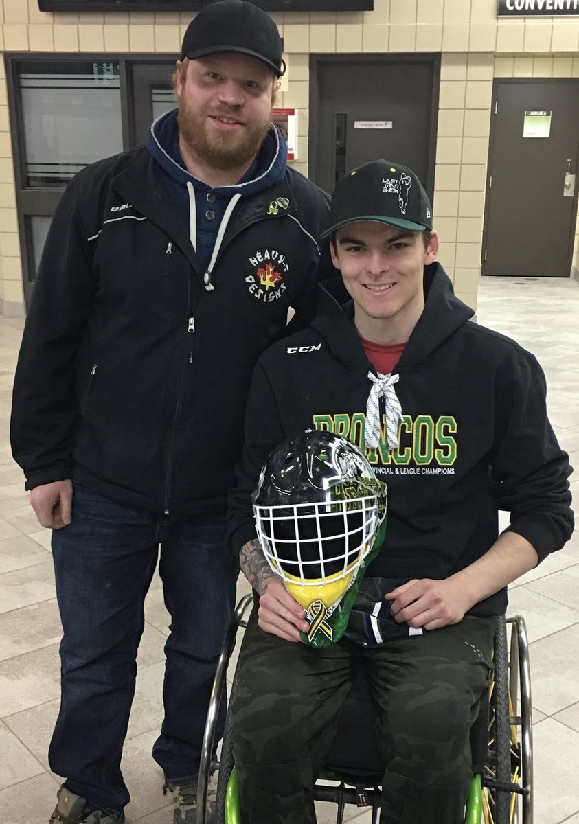 HeavyTDesigns's tweet photo. Jacob Wassermann Believe mask.

This mask has 30 names on it with everyone that was on the bus including assistant coach Chris Beaudry that was not on the bus but drove to the game and came across the scene. It has 16 stars in the sky and one star on the ribbon for Elgar Petersen https://t.co/iI0M17LfdF