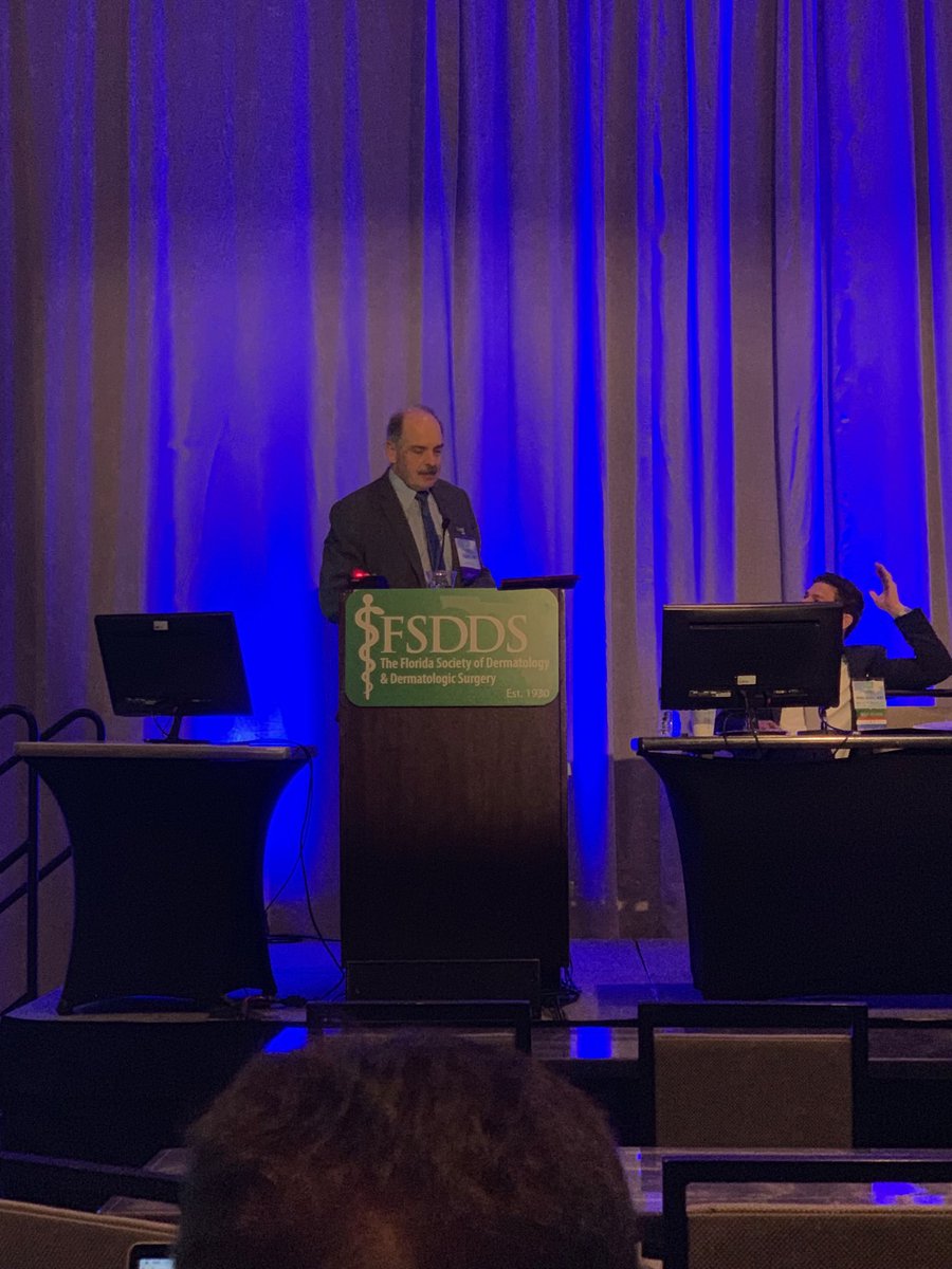 Congrats to ⁦<a href="/proVZero/">slowhed</a>⁩ for winning the FSDDS Distinguished Service Award! Well deserved!