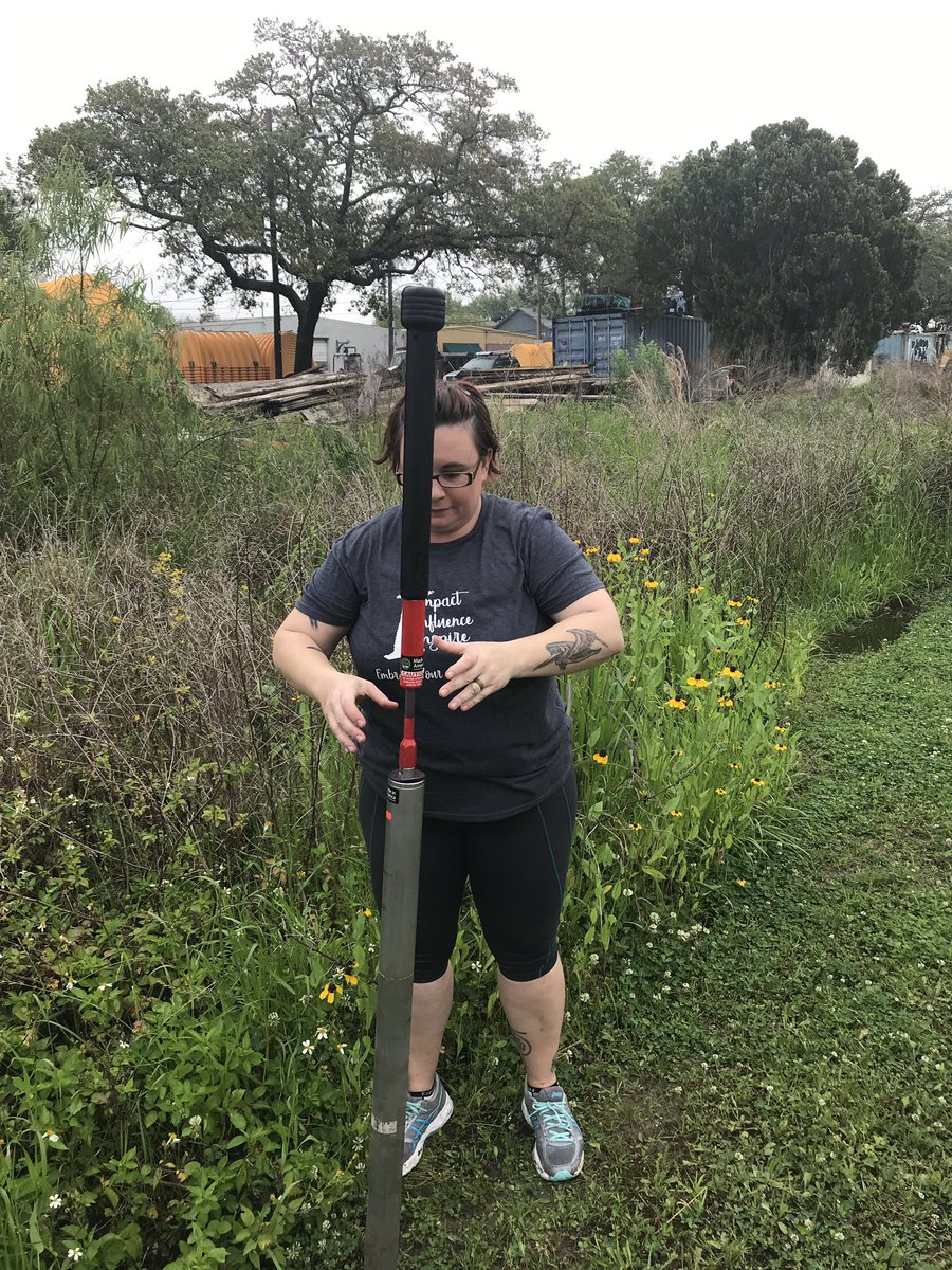 camarasaurus145's tweet image. It’s a great morning for soil cores! #coresample #lafittegreenway #geologyrocks
