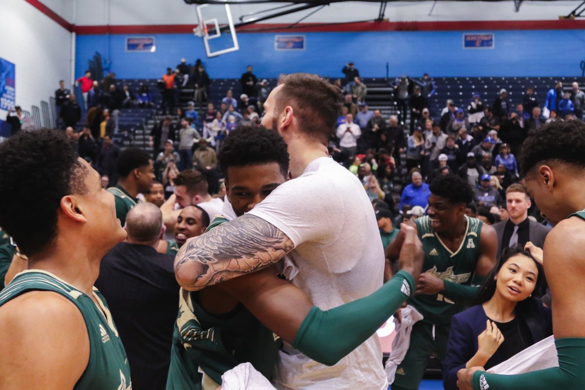USFMBB's tweet photo. Memories that will last a lifetime. 

WE ARE CHAMPIONS!!🏆

#RunWithUs🤘 https://t.co/6ec0vRr2wh