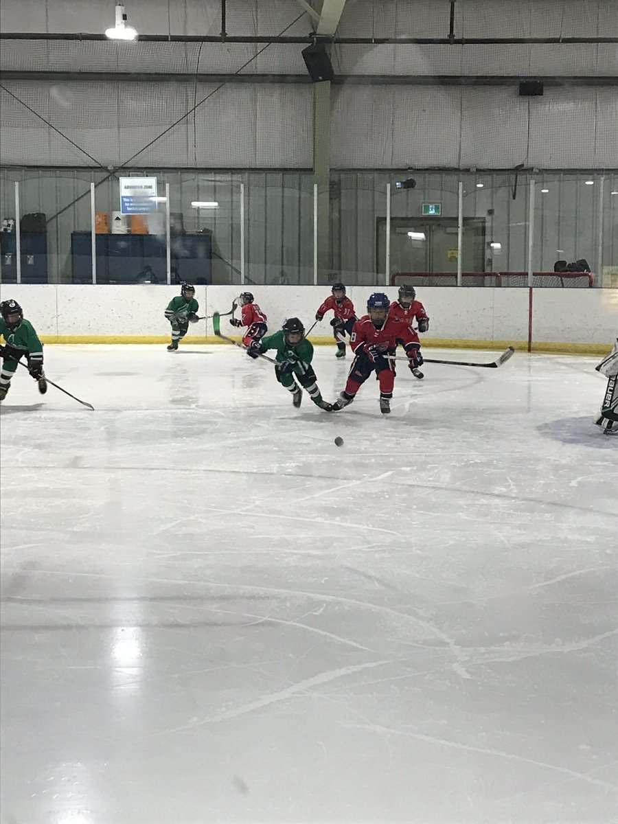 NASSelects's tweet photo. NAS 2011 in action this morning at @TopGunsHockey tourney! #NASPRIDE #Selects https://t.co/Oa6mA9rY5X